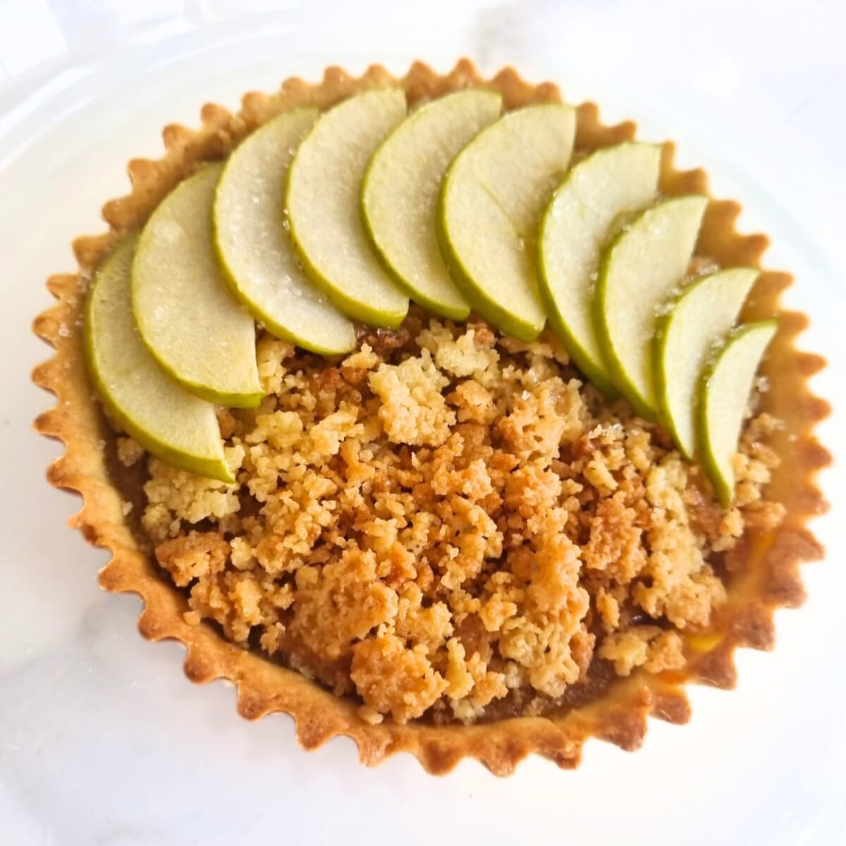 Tarta de manzana y caramelo salado